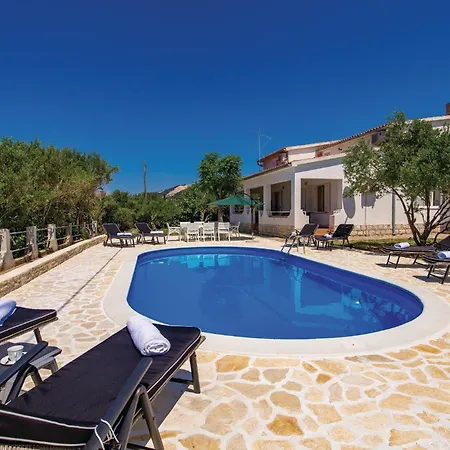 Cozy In Barbat With Swimming Pool *