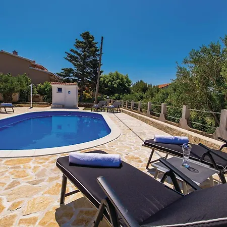 Stunning Apartment In Barbat With Swimming Pool Apartment