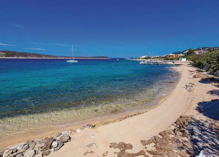 Lovely In Barbat With Wifi Daire